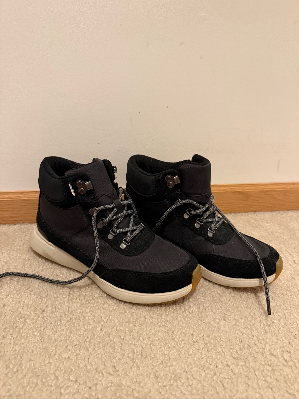 Toms Black and White High-Top Boots